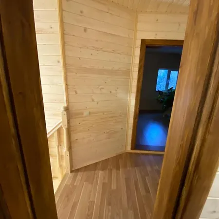 Chalet медові карпати